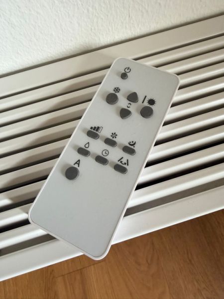 INNOVA 2.0 air conditioner – top condition, 2 years old