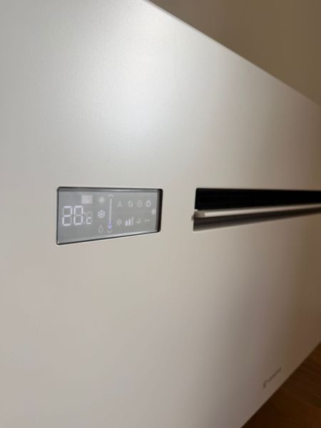 INNOVA 2.0 air conditioner – top condition, 2 years old