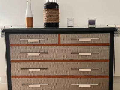 Kommode - Schubladenschrank aufgearbeitet - Glasplatte