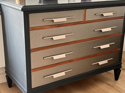 Kommode - Schubladenschrank aufgearbeitet - Glasplatte