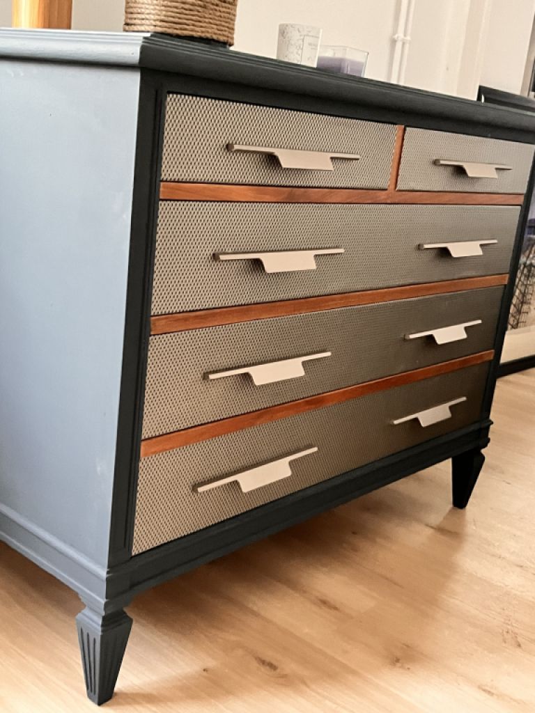 Kommode - Schubladenschrank aufgearbeitet - Glasplatte