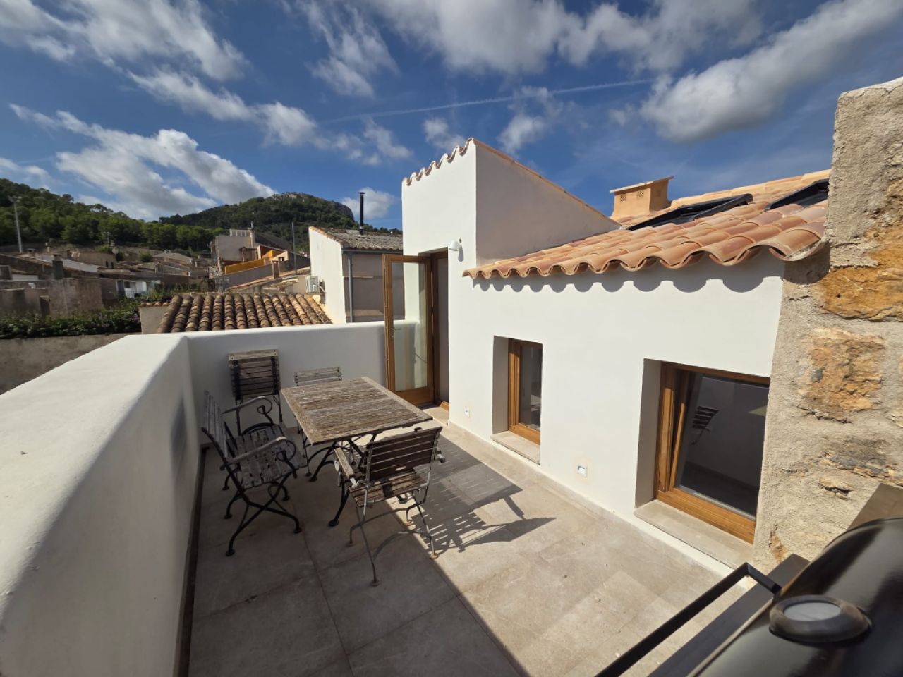Fully renovated corner terraced house with 182 m² and 3 bedrooms in Son Servera