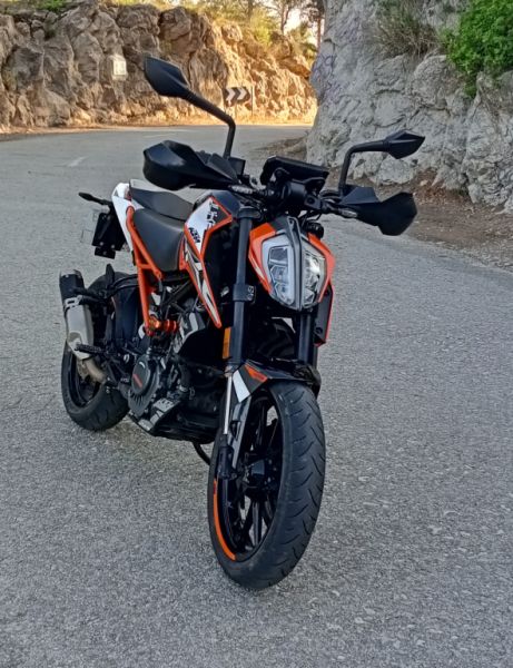 KTM Duke 125 ABS
