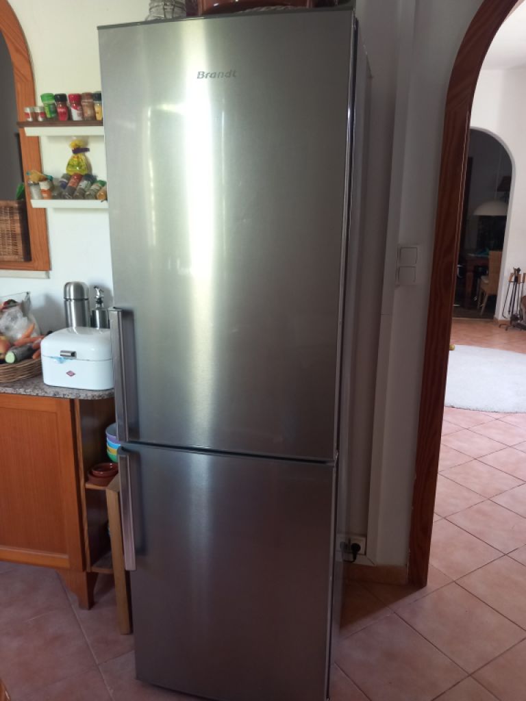 Kühl- Gefrierkombination "No Frost" der Marke Brandt