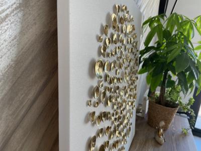 Artful canvas with décor