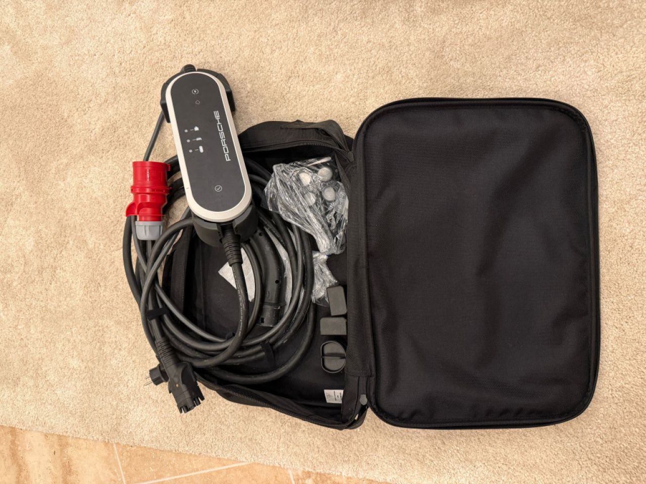 Ladekabel 11 kW ️Porsche Mobile Charger Plus (PMCP) 11kW|Neuwertig|Inkl. Wandhalterung NP 1040€