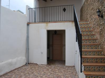 Local comercial y unidad privada en Santanyi -- L 45