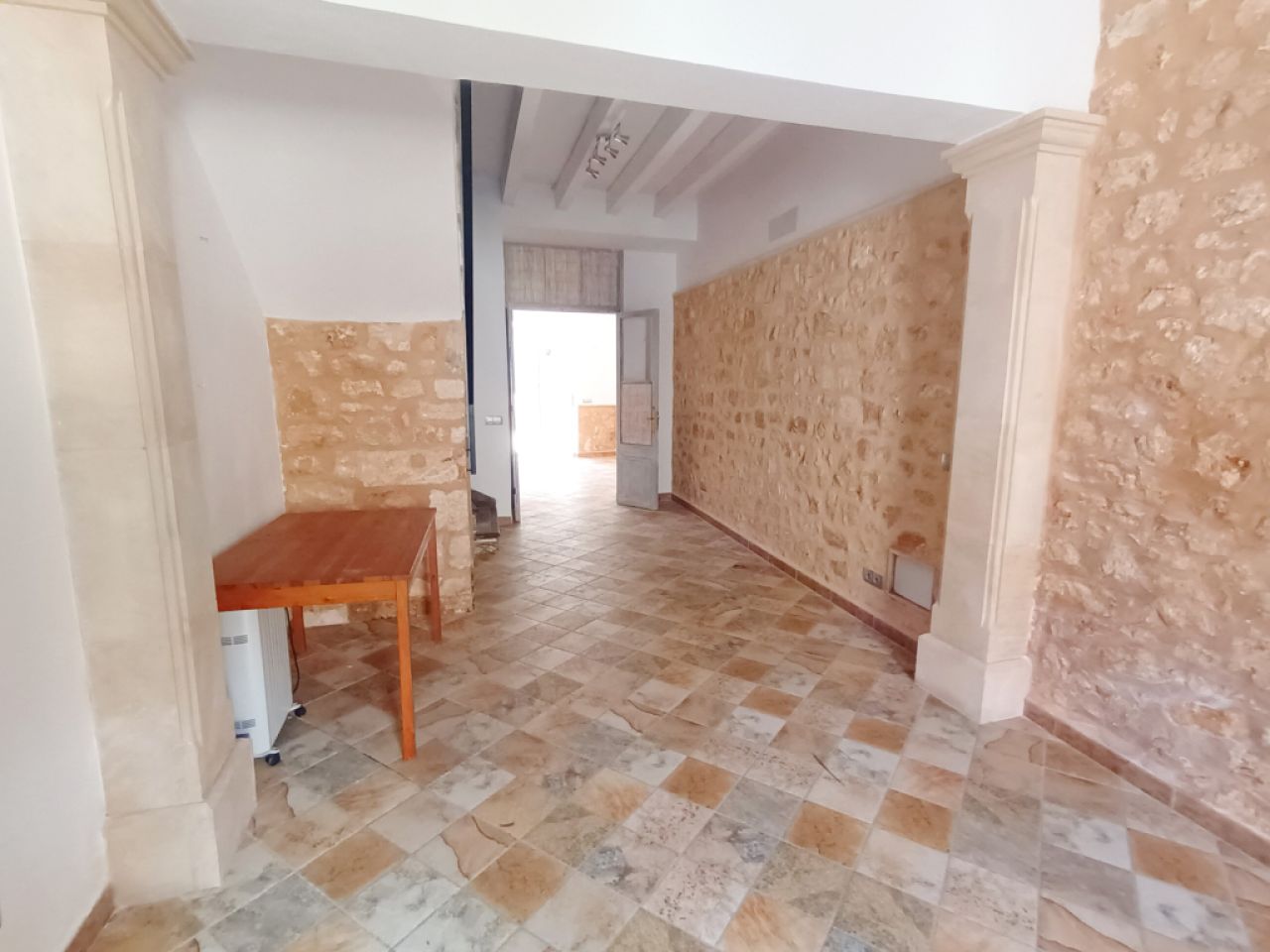 Local comercial y unidad privada en Santanyi -- L 45