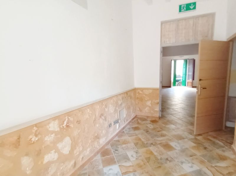 Local comercial y unidad privada en Santanyi -- L 45