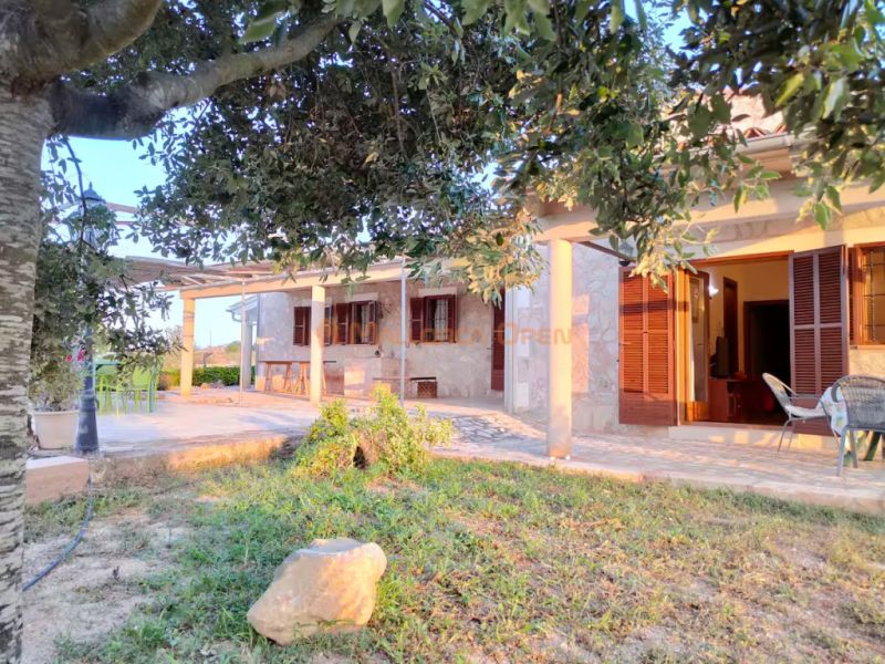 Ländliche Villa zur Miete – Absolute Privatsphäre im Herzen Mallorcas