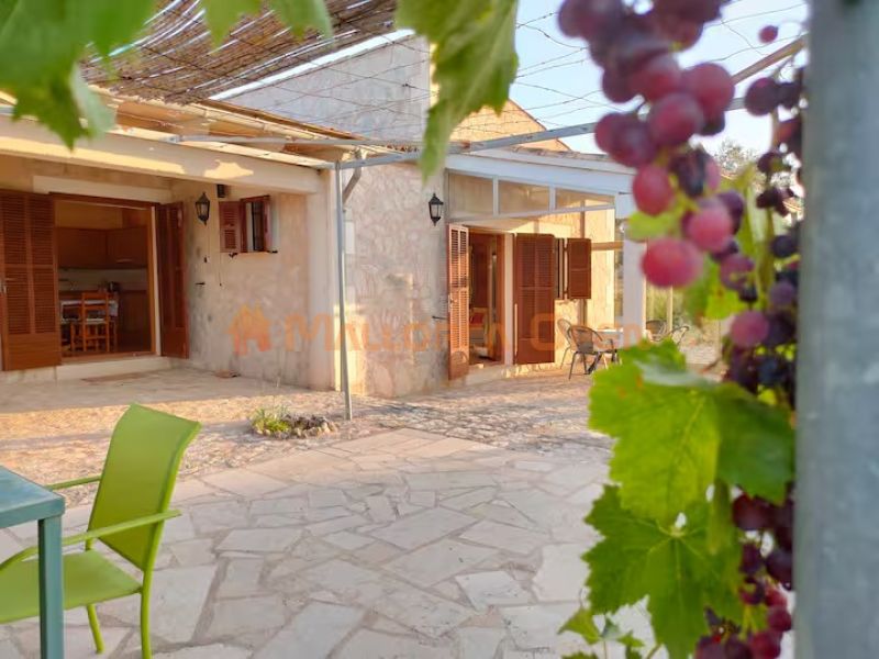 Ländliche Villa zur Miete – Absolute Privatsphäre im Herzen Mallorcas