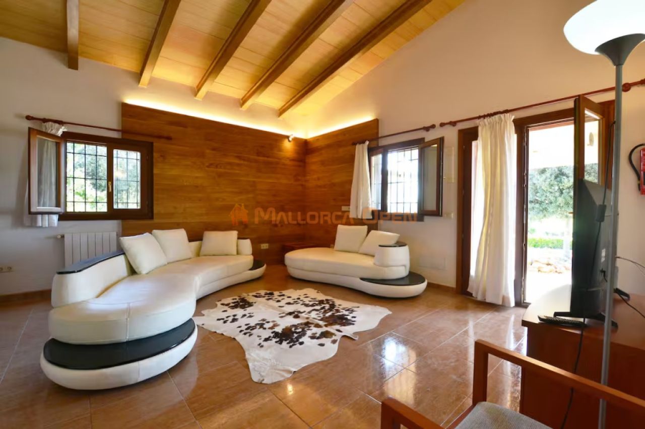 Ländliche Villa zur Miete – Absolute Privatsphäre im Herzen Mallorcas