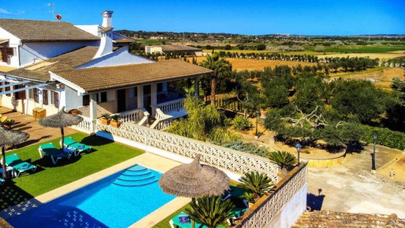 Apartamento rural con piscina comunitaria y muchas terrazas cerca de Petra --- AP 48