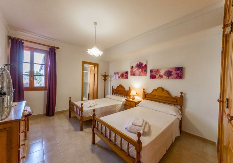 Apartamento rural con piscina comunitaria y muchas terrazas cerca de Petra --- AP 48