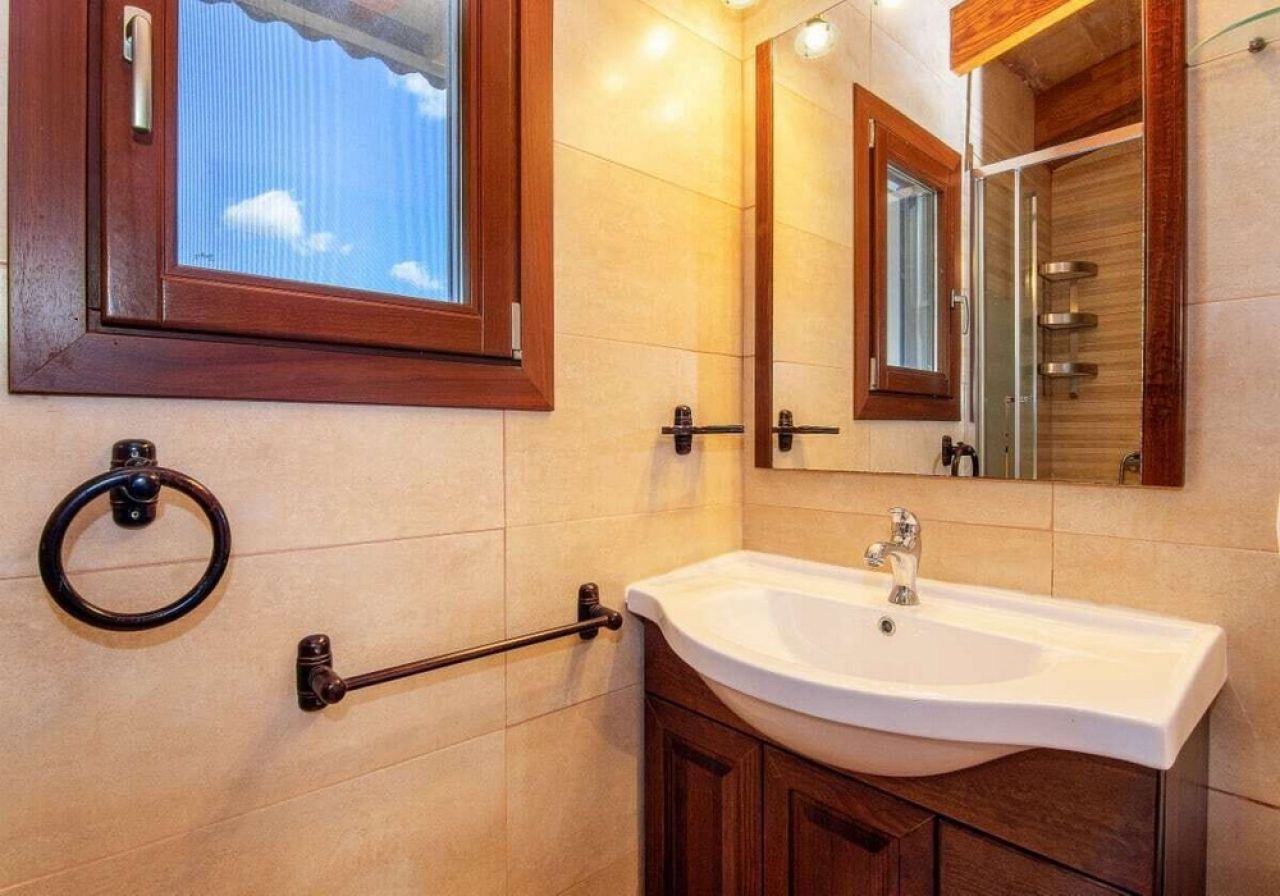 Apartamento rural con piscina comunitaria y muchas terrazas cerca de Petra --- AP 48