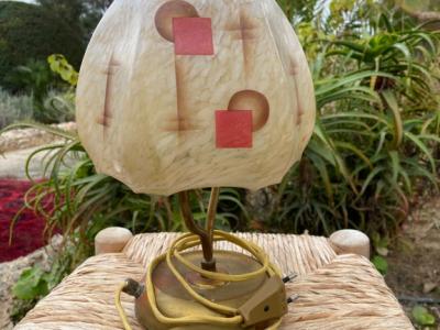 Lampe antik Messing mit bemaltem Glasschirm