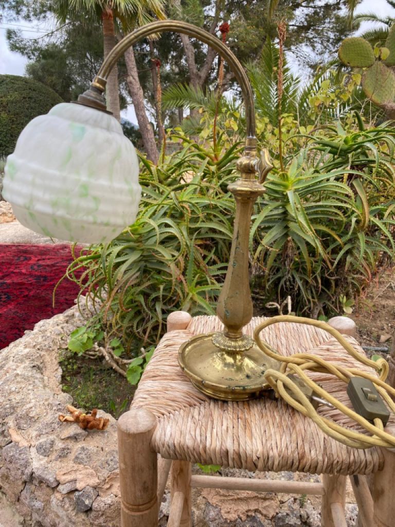 Lampe antik Messing mit Glasschirm