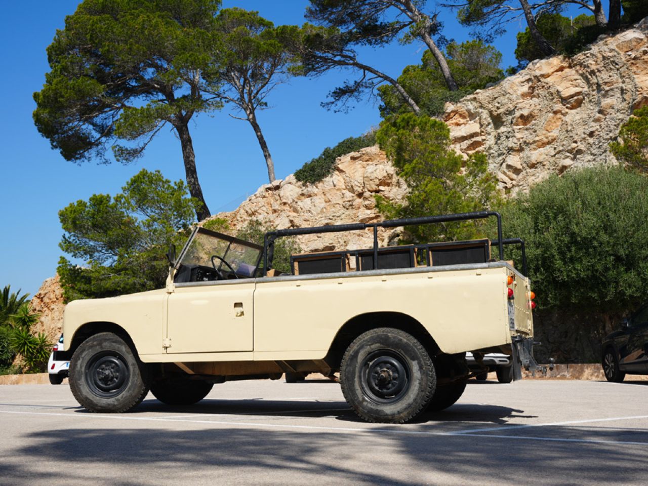 Land Rover Santana Series 109 – langer Radstand