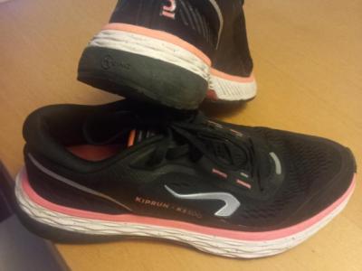 Women's running shoes