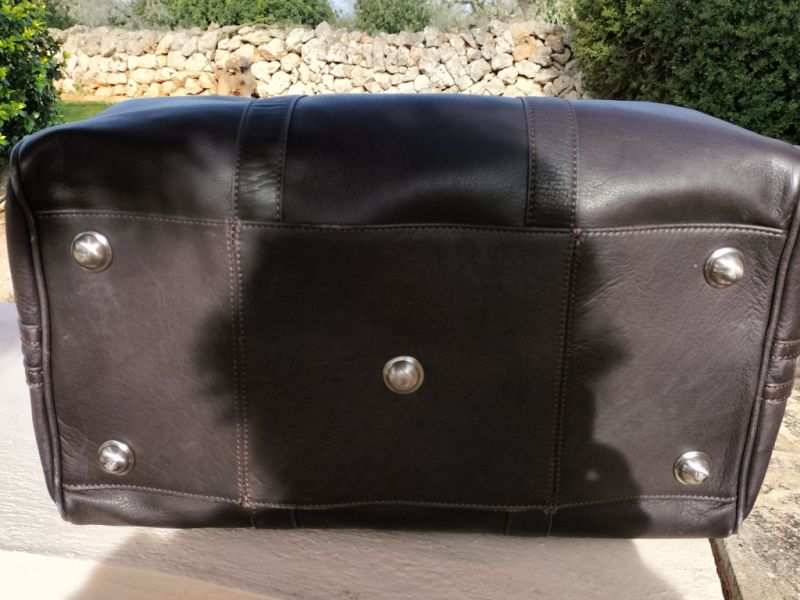 Leather bag (sports bag)