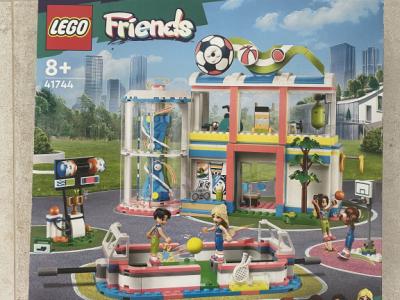 LEGO Friends – Sports Centre (41744) (Original packaging and unopened)