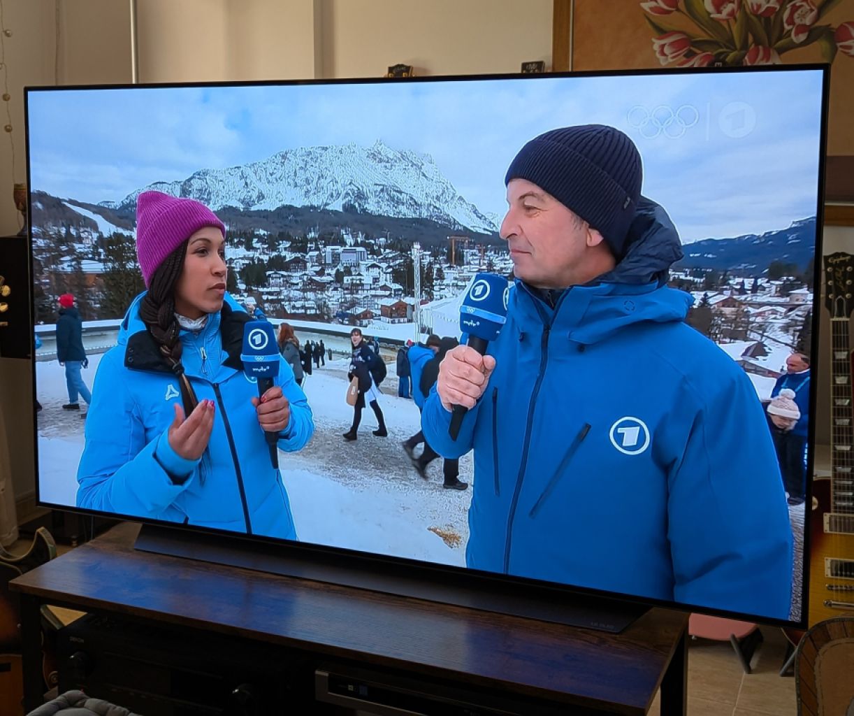 LG CX 65" 4K OLED TV Televisor Ganador de Pruebas Excelente Estado PVP €1.800