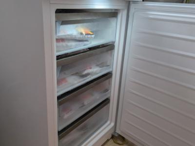 Liebherr Fe 1414-20 Gefrierschrank 107l 85 cm hoch erst 6 Monate alt