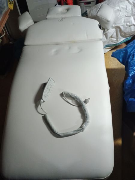 Liege für Kosmetik Studio