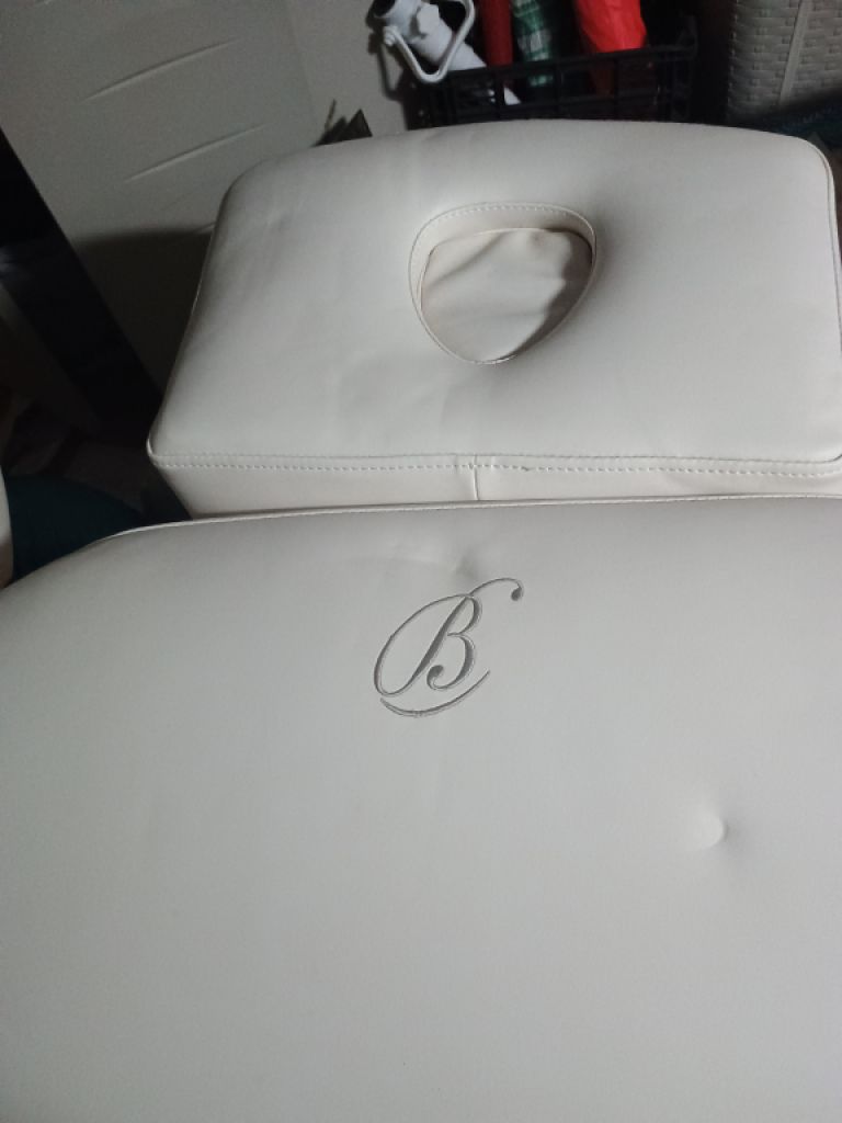 Liege für Kosmetik Studio