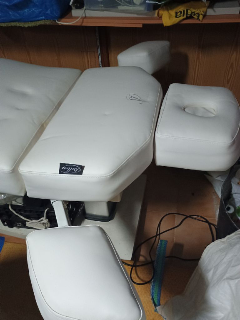 Liege für Kosmetik Studio