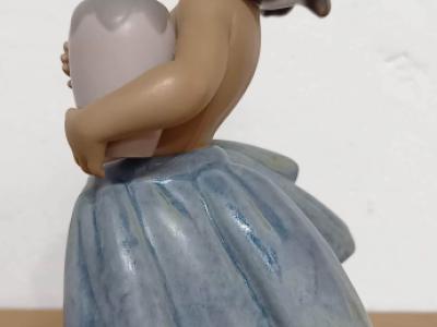 Lladro gres small peasant girl, blue