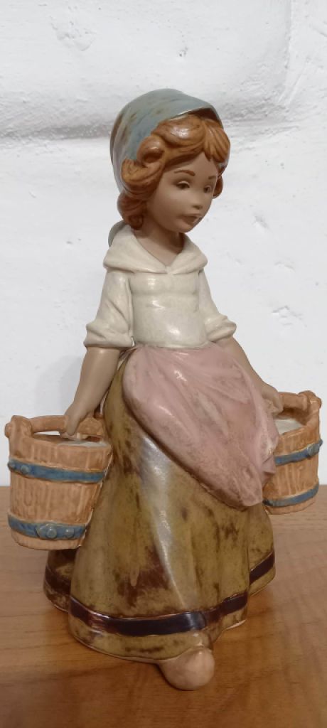 Lladro girl with two pails