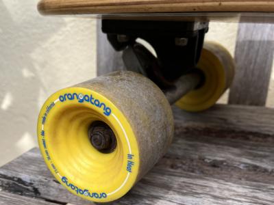 Longboard of the brand Globe (And it's really long in my opinion)