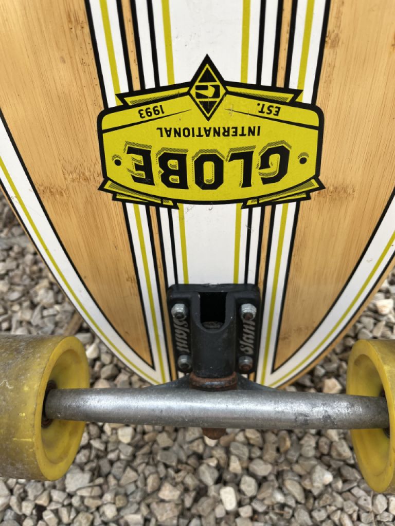 Longboard of the brand Globe (And it's really long in my opinion)