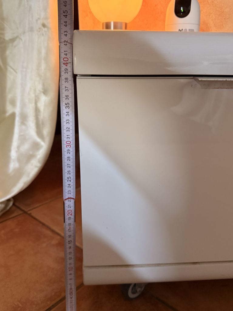 Lowboard white (glossy)