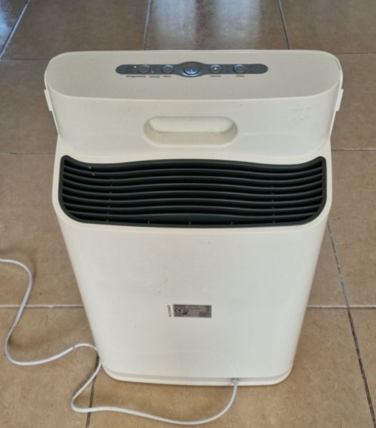 ***Luftreiniger von SilverCrest, nur wenige Stunden in Gebrauch***