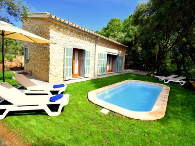 M2F5111 Finca mit Pool bei Capdepara; max. 3 Personen