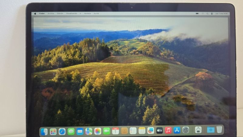 MacBook Air 13” in very good condition, works perfectly.