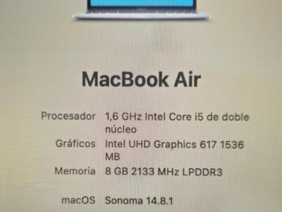 MacBook Air 13” in very good condition, works perfectly.