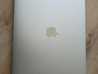 MacBook Air 13” in very good condition, works perfectly.