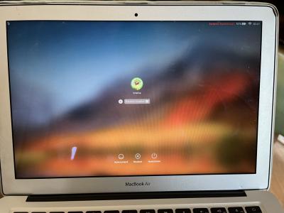 Macbook Air an Bastler abzugeben