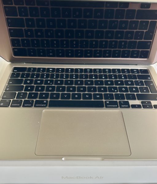 MacBook Air M2 Deutsche Tastatur