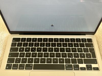 MacBook Air M2 Deutsche Tastatur