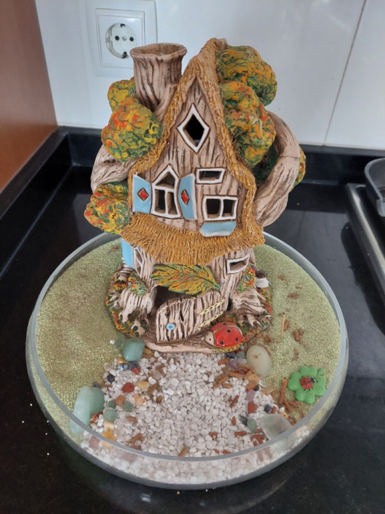 Märchenhaus Duftlampe für Öl, Räucherkegel, Räucherstäbchen