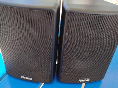 Magnat speakers
