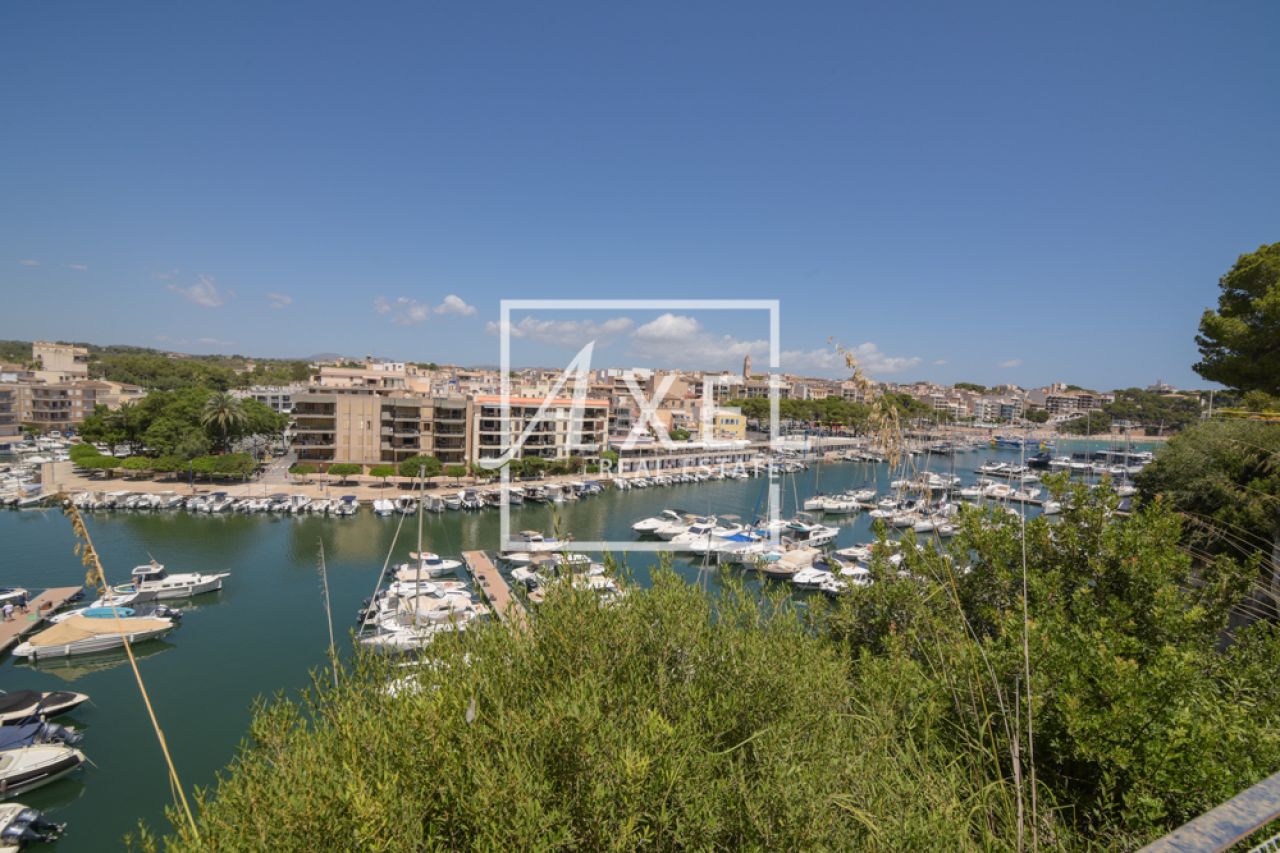 Mallorca - A unique apartment on the seafront