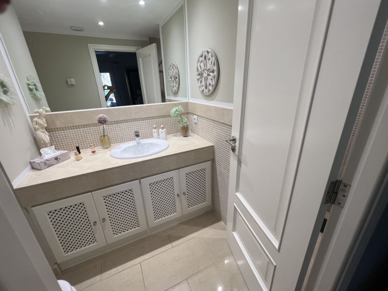 Mallorca, exclusive 3 Z. Gartenwohnung in Nova Santa Ponsa