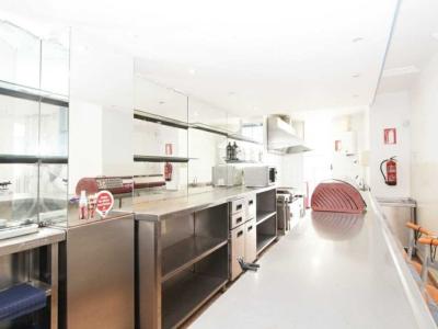 Mallorca - Exklusives Gewerbeobjekt in begehrter Küstenlage – Ihr Geschäft am Puls des Mittelmeers