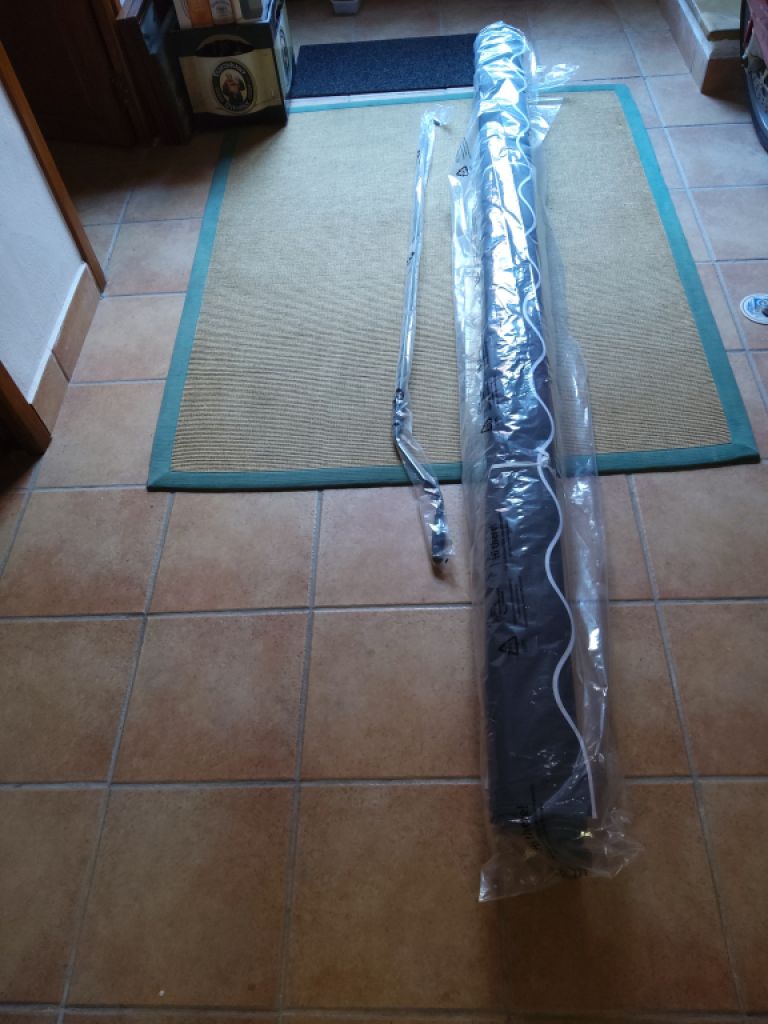 Markise mit Gelenkarm