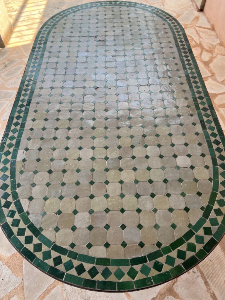 Marokkanischer Mosaik-Tisch